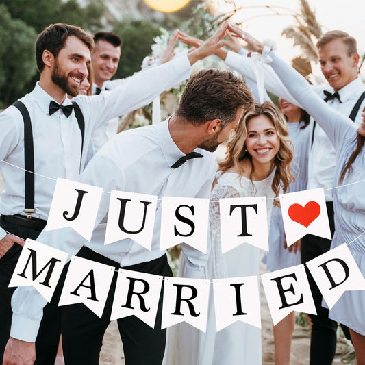 Bandera de boda con texto "Just Married"