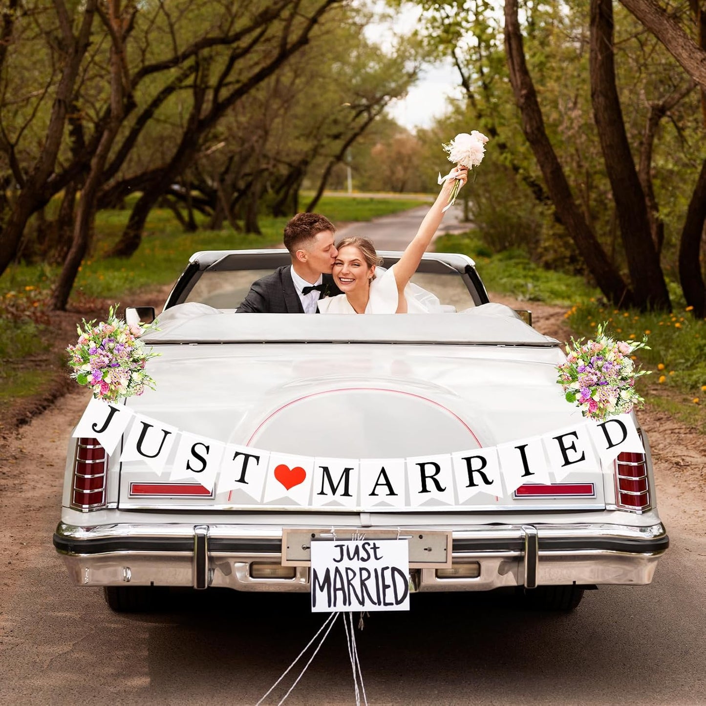 Bandera de boda con texto "Just Married"